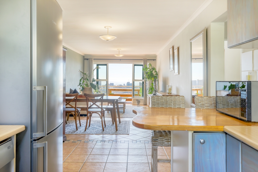2 Bedroom Property for Sale in Vredehoek Western Cape